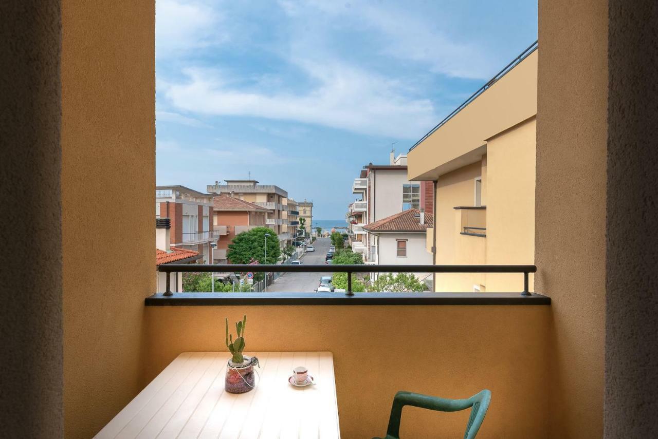 Residence Cima Rimini Esterno foto